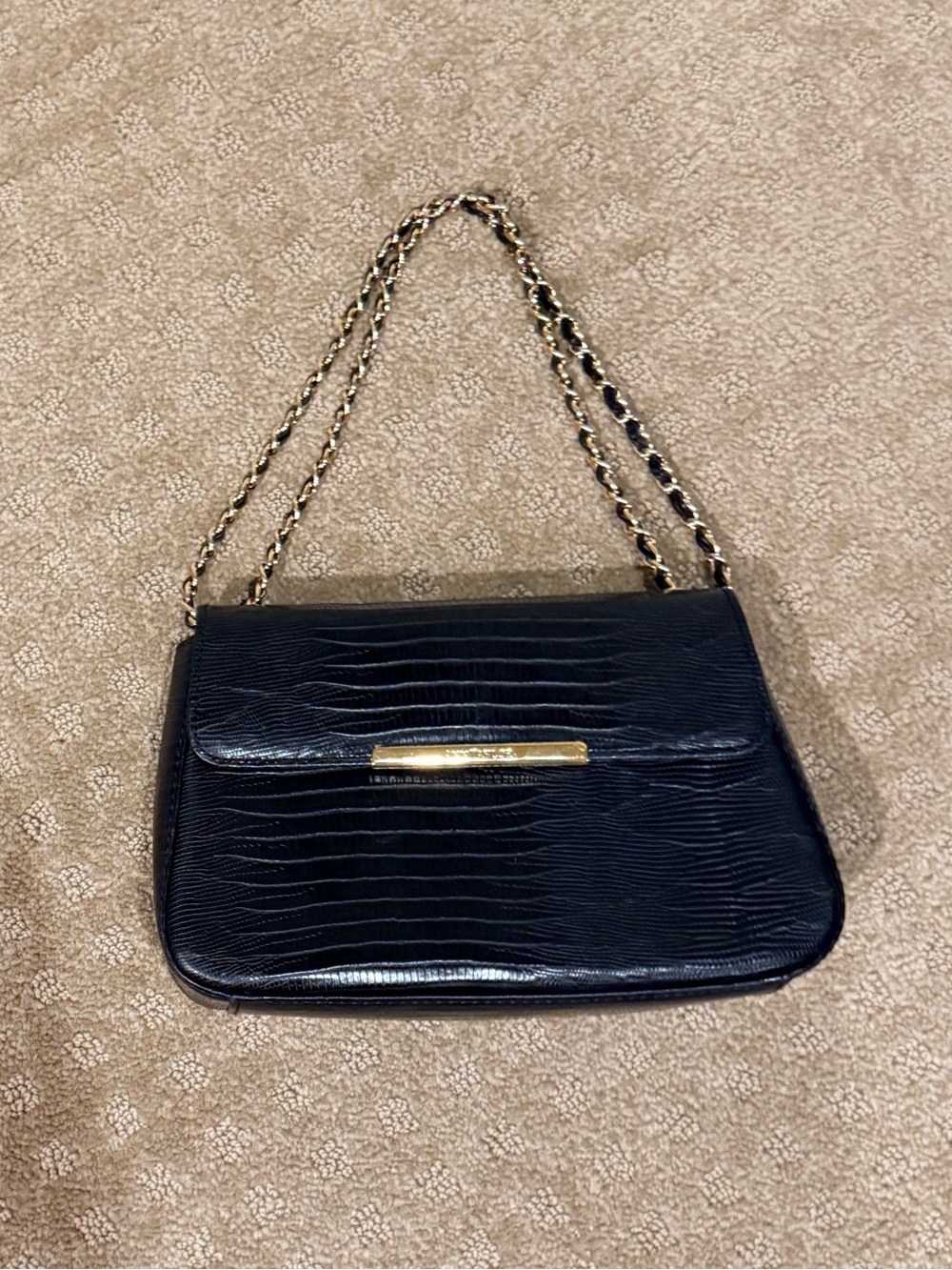 Vintage Ann Taylor structured black crocodile embossed shoulder back.